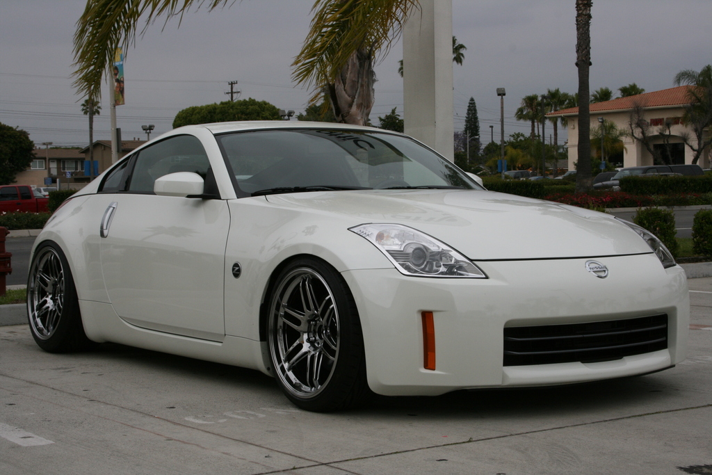photo 1 Nissan 350Z custom wheels AME TM-02 19x9.5, ET +12, tire size 245/35 R19. 19x10.5 ET+2 275/35 R19