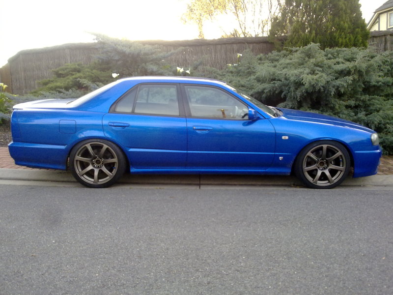 photo 1 Nissan R31-R34 Skyline 4dr custom wheels Work Emotion XT-7 18x9.5, ET +12, tire size 235/40 R18. x ET 