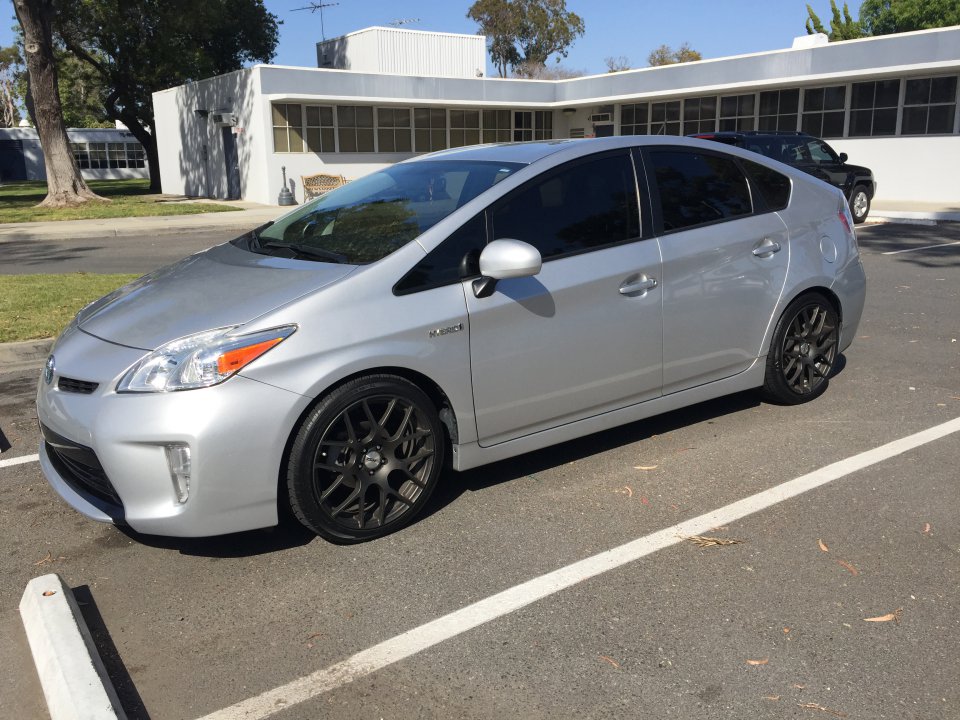photo 1 Toyota Prius custom wheels   18x8.0, ET +35, tire size 225/40 R18. x ET 