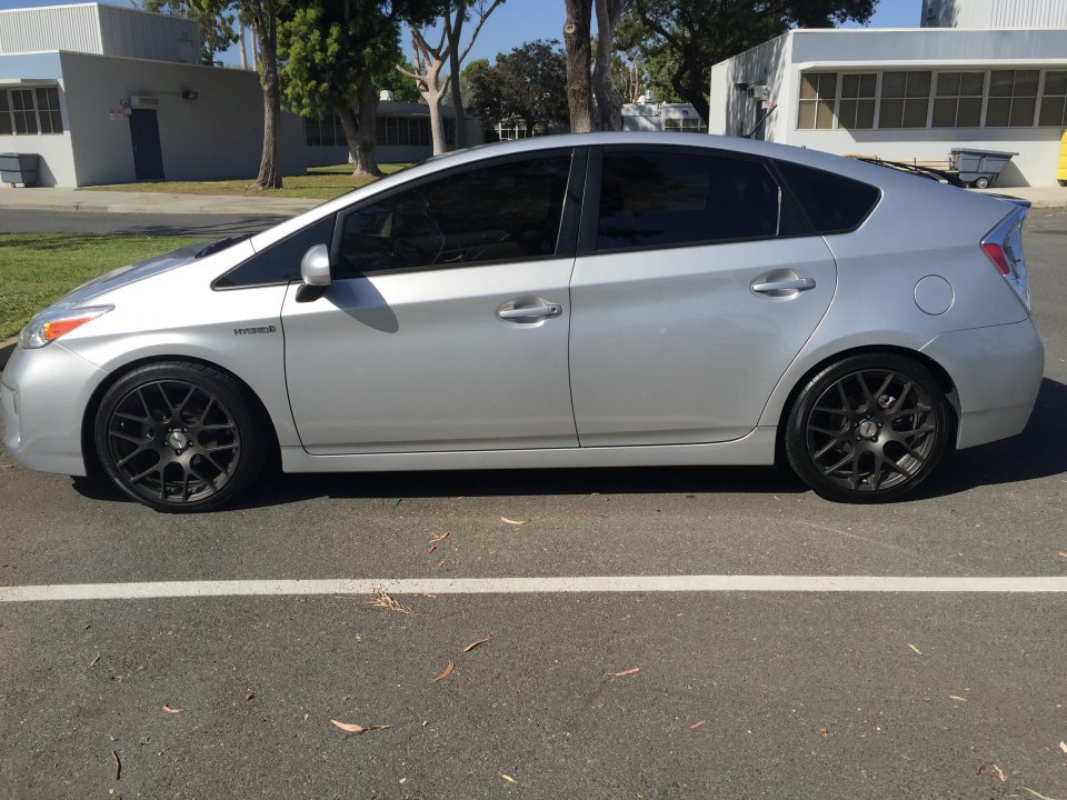 photo 4 Toyota Prius custom wheels   18x8.0, ET +35, tire size 225/40 R18. x ET 