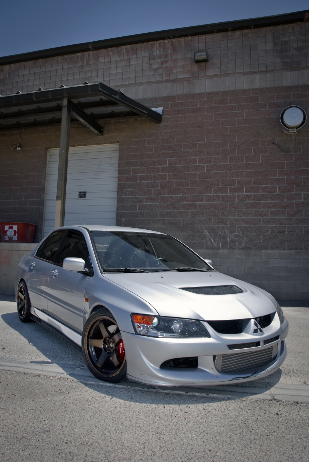 photo 8 Mitsubishi Lancer Evolution custom wheels Rota P-45R 18x9.5, ET +22, tire size 255/35 R18. 18x9.5 ET+30 