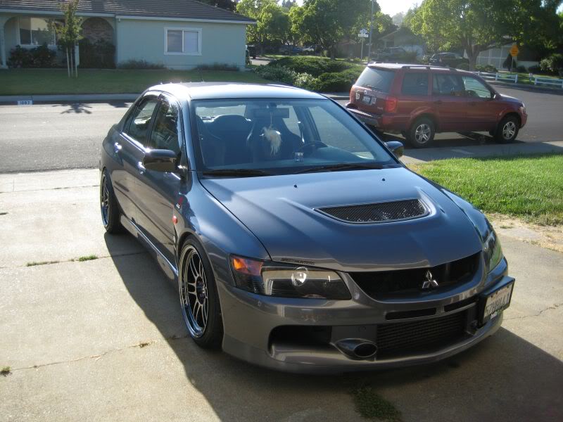 photo 1 Mitsubishi Lancer Evolution custom wheels Enkei RPF1 18x9.5, ET +15, tire size 235/40 R18. x ET