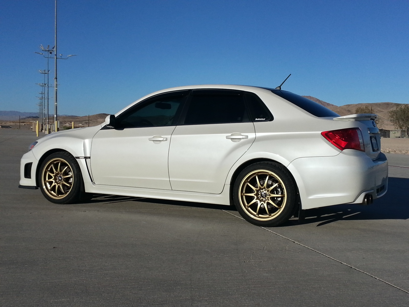 photo 1 Subaru Impreza WRX custom wheels Rota DPT 18x8.5, ET , tire size 235/40 R18. x ET 