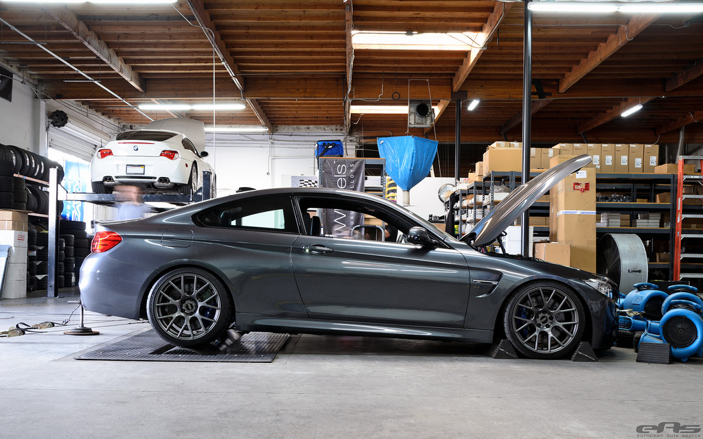photo 3 BMW M4 custom wheels VMR V810 19x10.0, ET +25, tire size 275/30 R19. 19x11.0 ET+35 305/30 R19