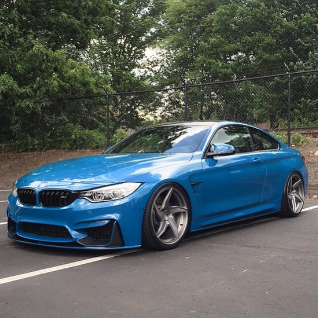 photo 1 BMW M4 custom wheels Velos D5 20x10.0, ET , tire size X R20. 20x11.0 ET 