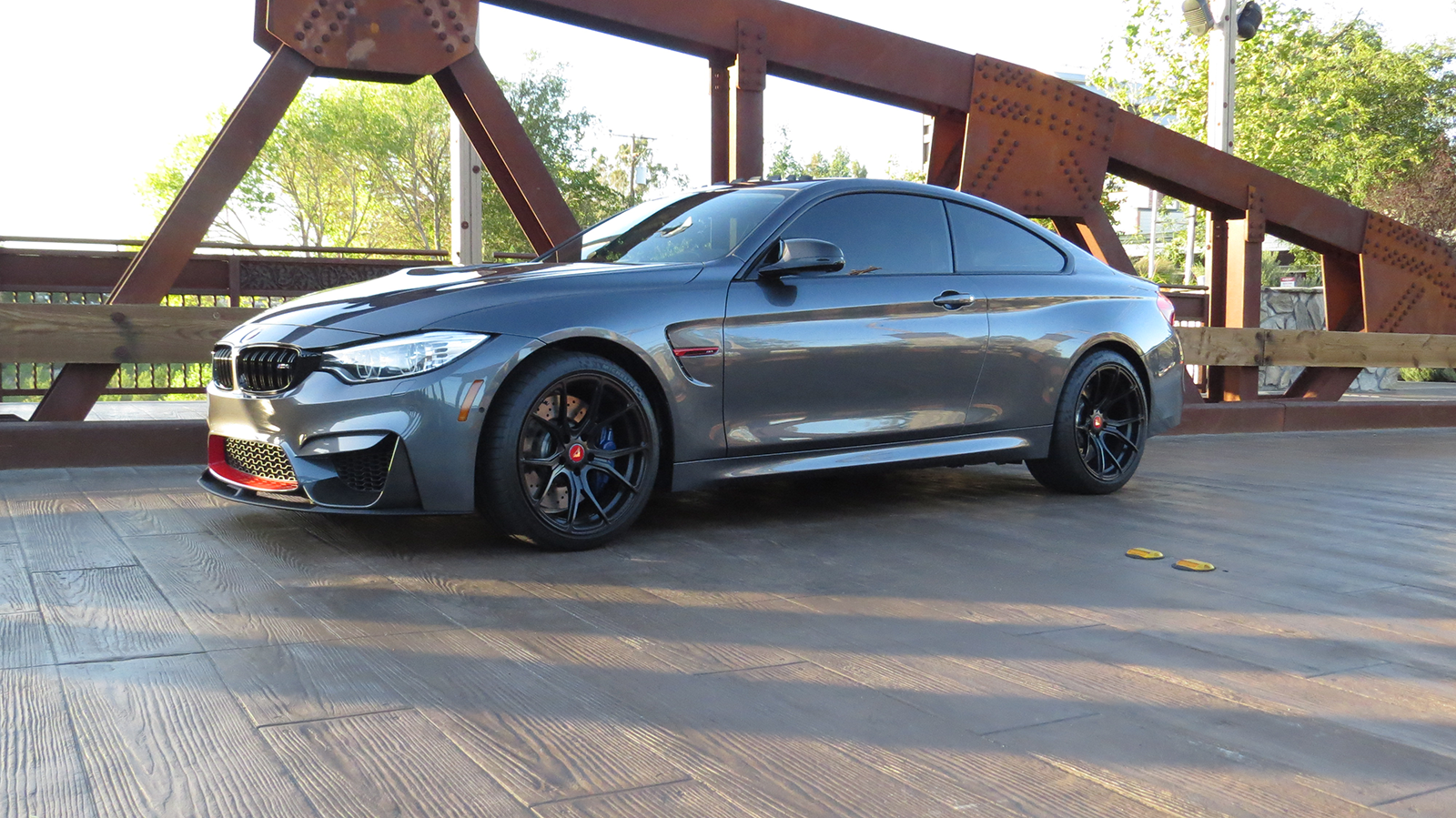 photo 3 BMW M4 custom wheels Vorsteiner  19x9.5, ET , tire size X R19. 19x10.5 ET 