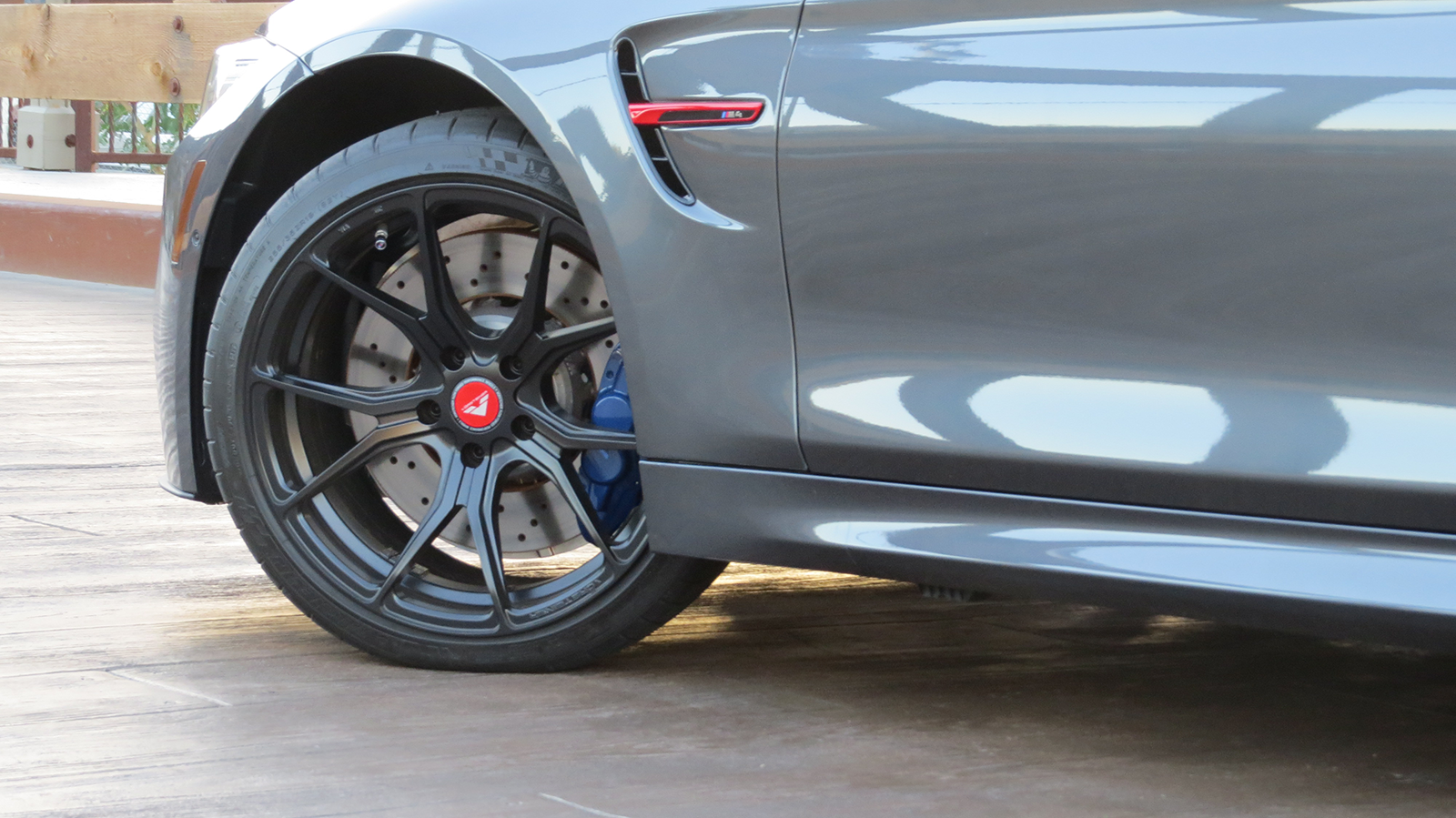 photo 1 BMW M4 custom wheels Vorsteiner  19x9.5, ET , tire size X R19. 19x10.5 ET 