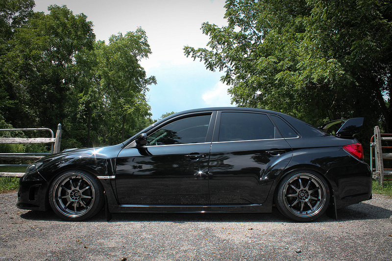 photo 3 Subaru Impreza custom wheels Rota  18x9.5, ET +38, tire size 255/35 R18. x ET 