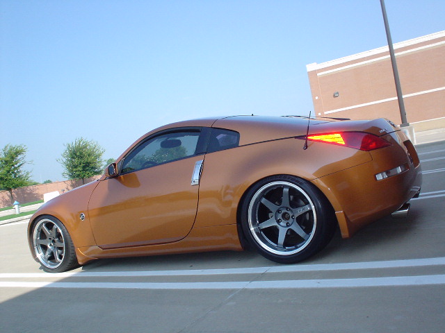 photo 8 Nissan 350Z custom wheels Rays Engineering Volk Racing LE37T 19x9.5, ET +22, tire size 255/35 R19. 19x10.5 ET+22 285/35 R19