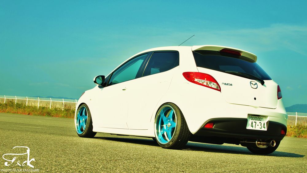 photo 2 Mazda Mazda2 custom wheels JLine 5RL2 17x8.0, ET +38, tire size 195/40 R17. 17x8.0 ET+28