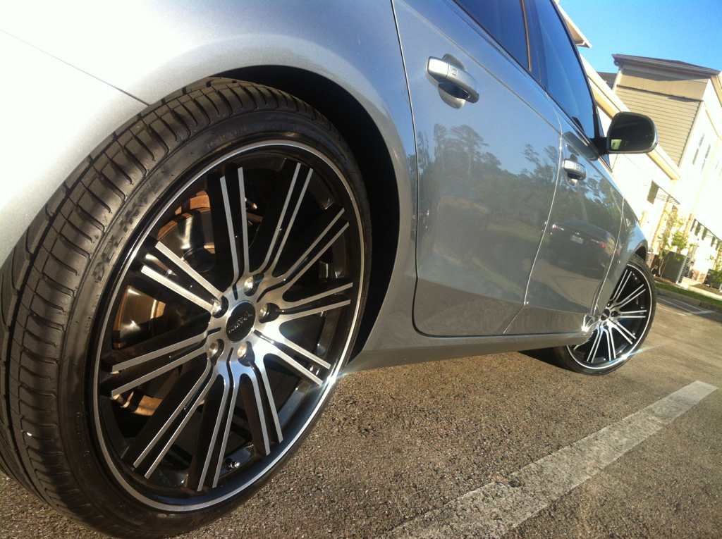 photo 1 Audi A4 custom wheels Savini Forza BM 3  20x, ET , tire size 225/35 R20. x ET 