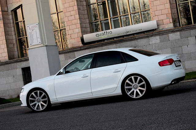 photo 1 Audi A4 custom wheels OEM Audi A8 20x, ET , tire size X R20. x ET 