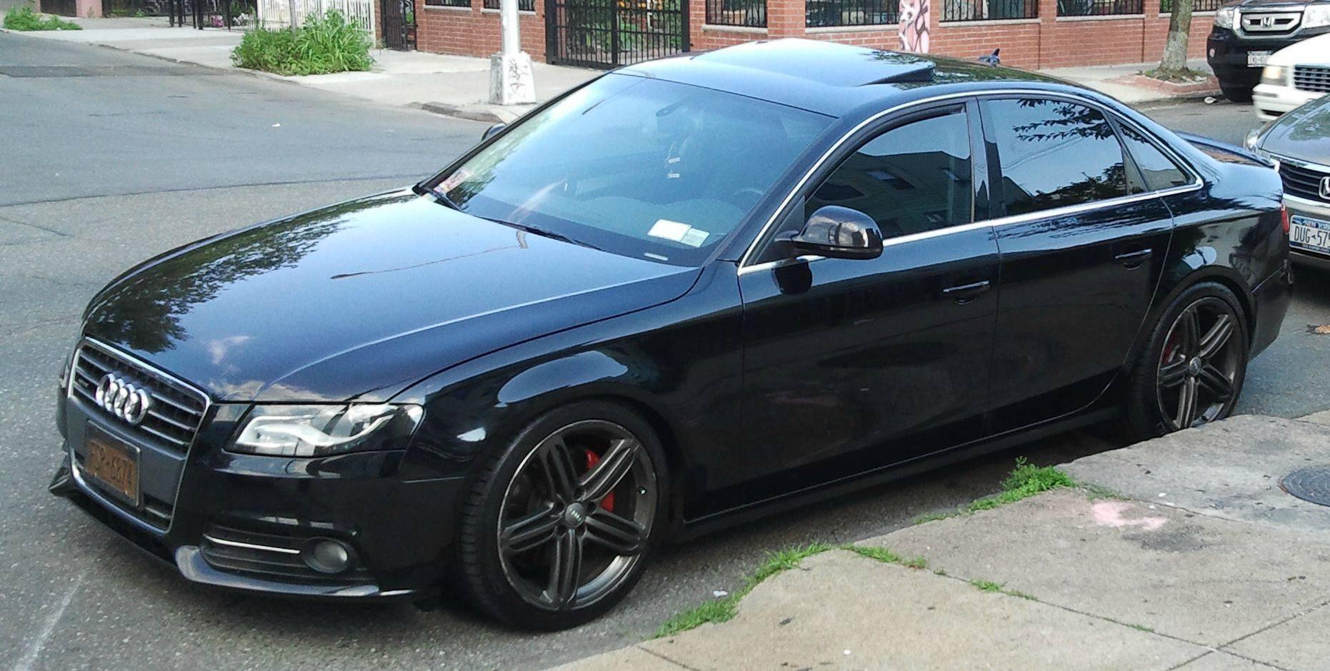 photo 2 Audi A4 custom wheels OEM Audi RS6 19x8.5, ET +43, tire size 255/35 R19. x ET 