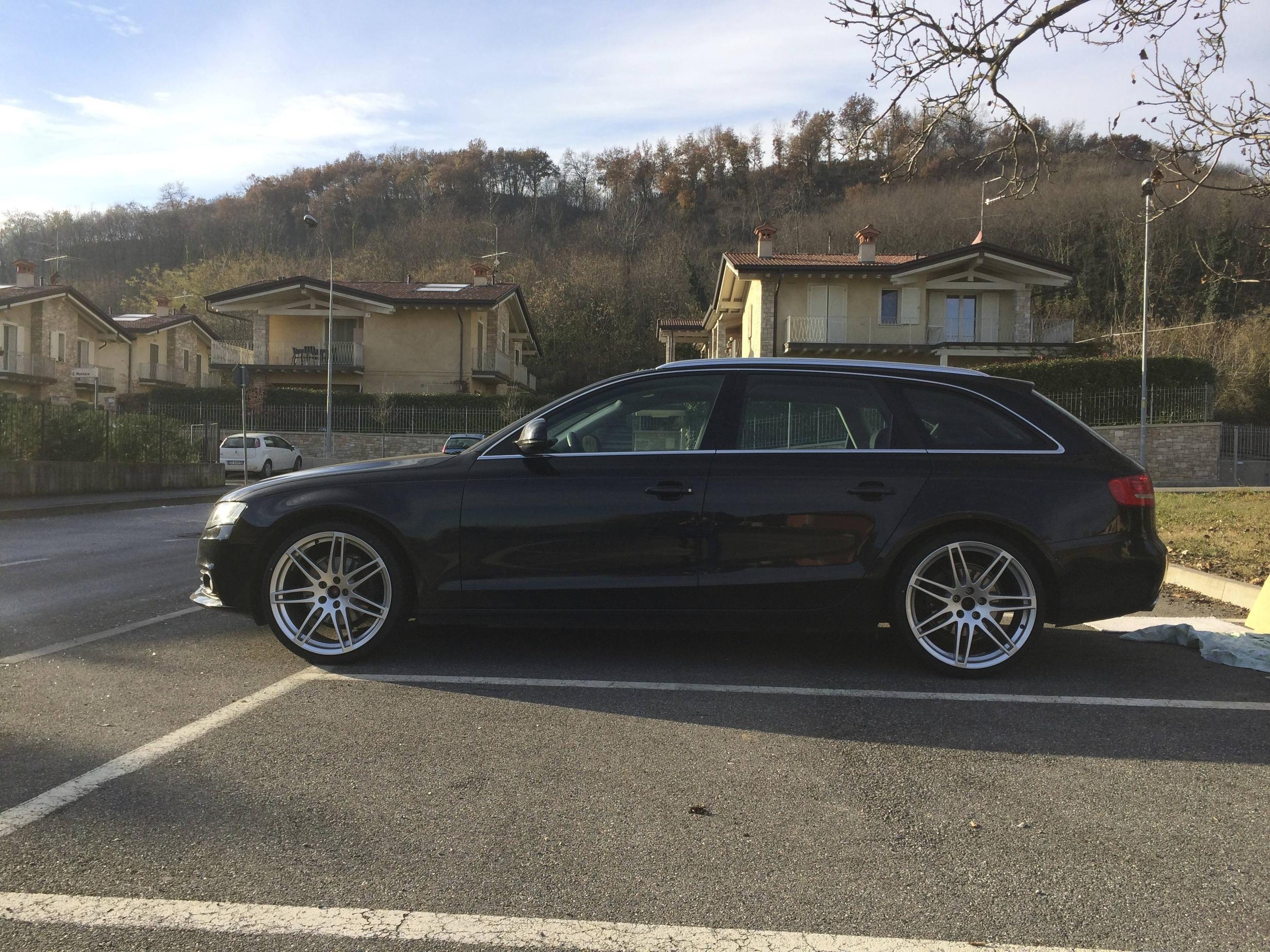 photo 1 Audi A4 custom wheels OEM Audi Q5 20x8.5, ET +33, tire size 245/30 R20. x ET