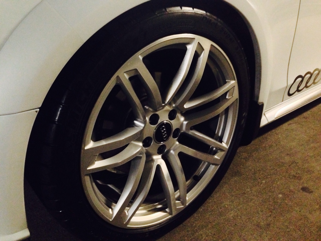 photo 1 Audi A4 custom wheels OEM Audi RS7 20x9.0, ET +35, tire size 275/35 R20. x ET