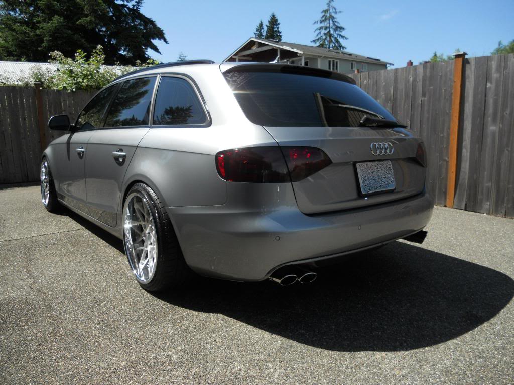 photo 5 Audi S4 custom wheels Rotiform BLQ 19x10.5, ET +27, tire size 245/35 R19. x ET 
