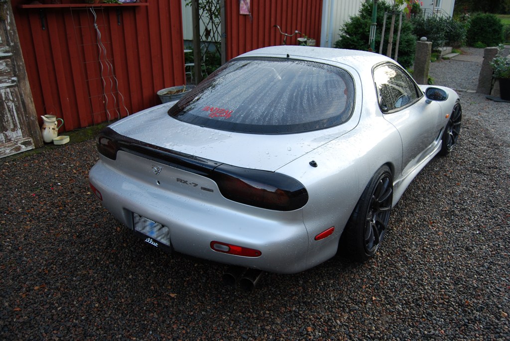 photo 1 Mazda RX-7 custom wheels Rota G-force 18x9.0, ET +15, tire size 225/40 R18. 18x9.0 ET+5 