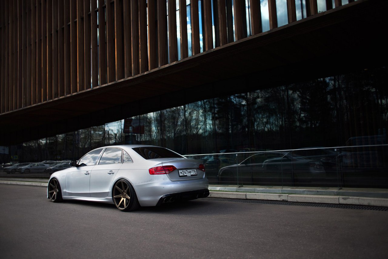 photo 4 Audi A4 custom wheels Vossen CV7 20x10.5, ET +30, tire size 235/30 R20. x ET 