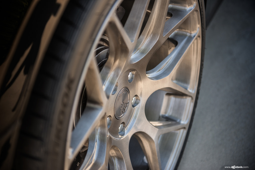 photo 1 Tesla Model S custom wheels  M590 21x9.0, ET , tire size X R21. 21x10.5 ET 