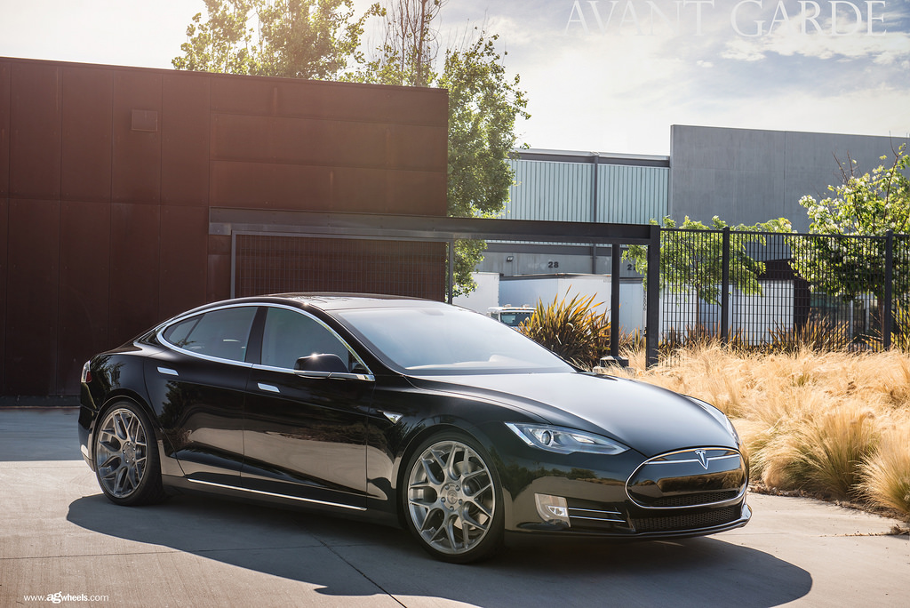 photo 3 Tesla Model S custom wheels  M590 21x9.0, ET , tire size X R21. 21x10.5 ET 