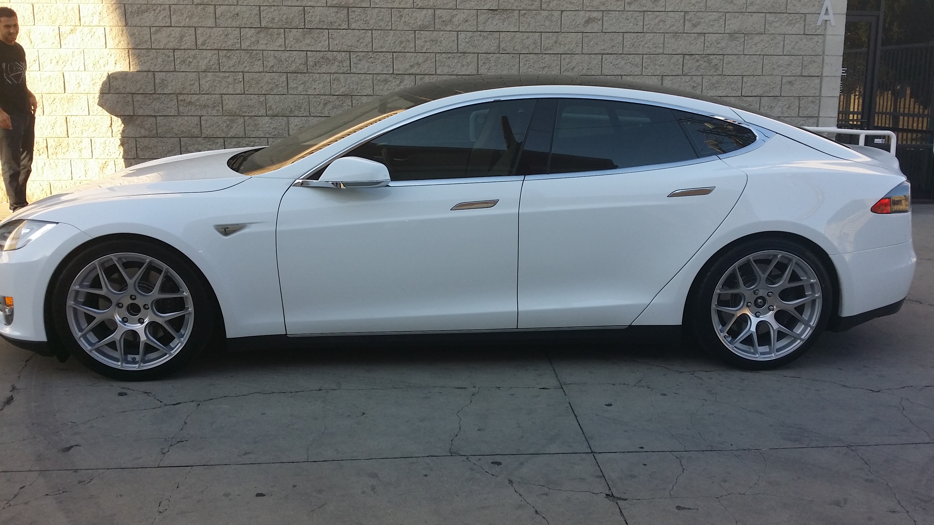 photo 2 Tesla Model S custom wheels Avant Garde M590 20x, ET , tire size X R20. x ET 