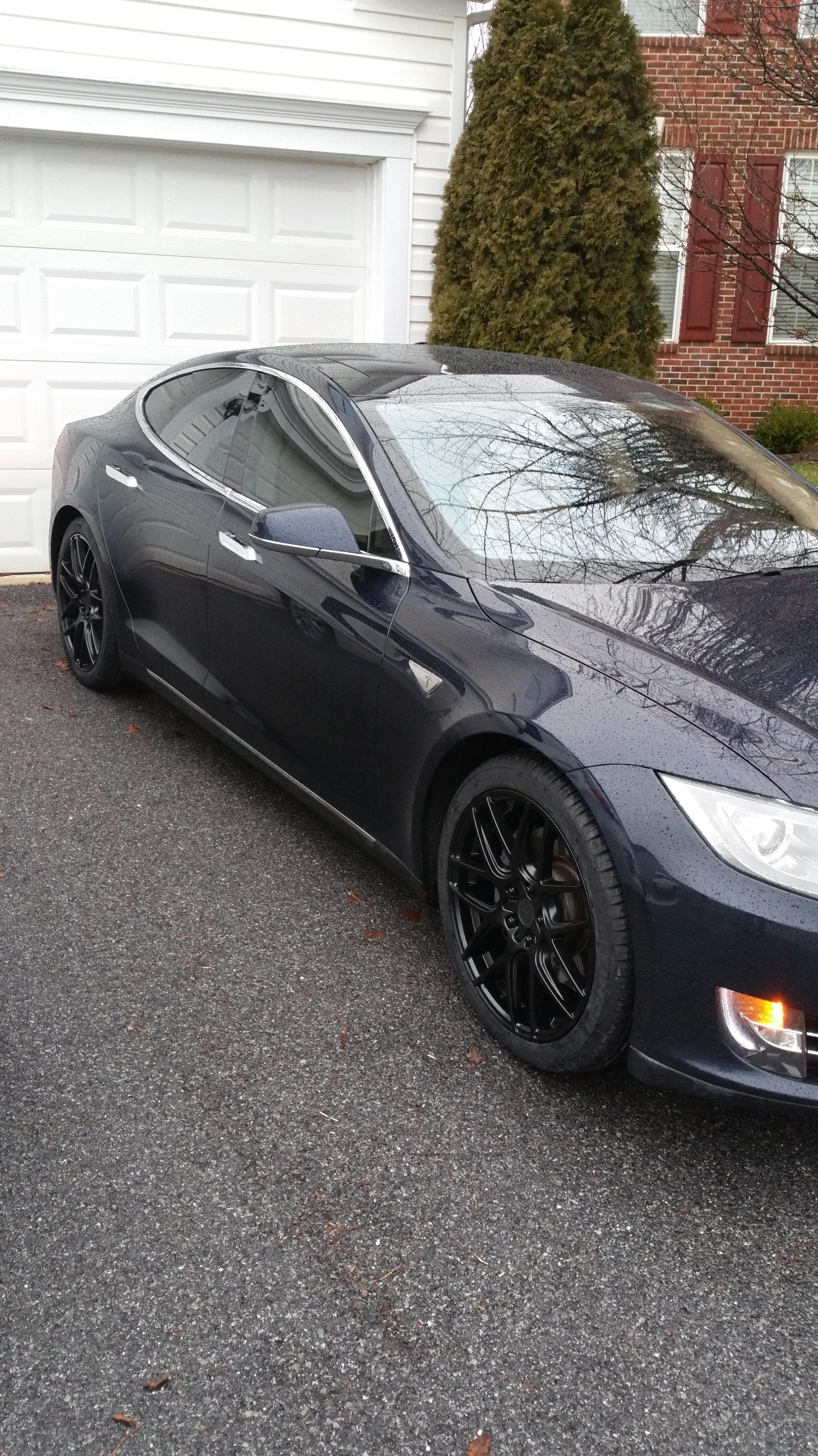 photo 2 Tesla Model S custom wheels Motiv Magellan 409 B 20x8.5, ET +40, tire size 245/40 R20. x ET 
