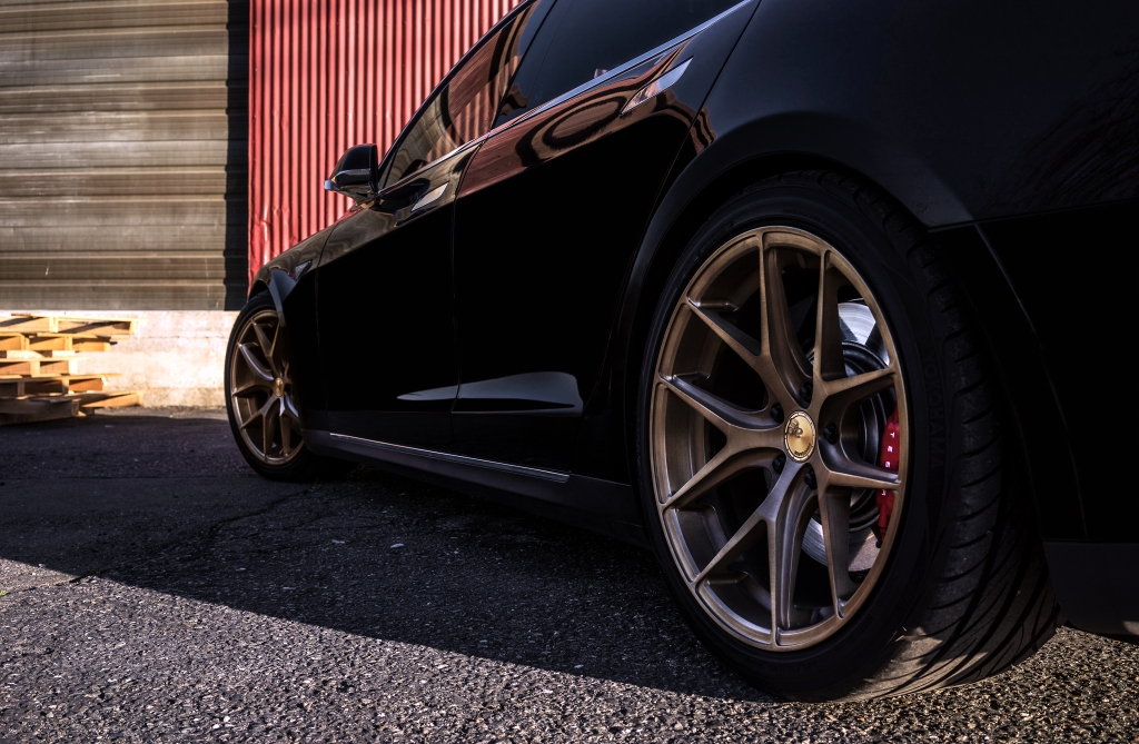 photo 1 Tesla Model S custom wheels AG M590 20x8.5, ET , tire size X R20. 20x10.0 ET 