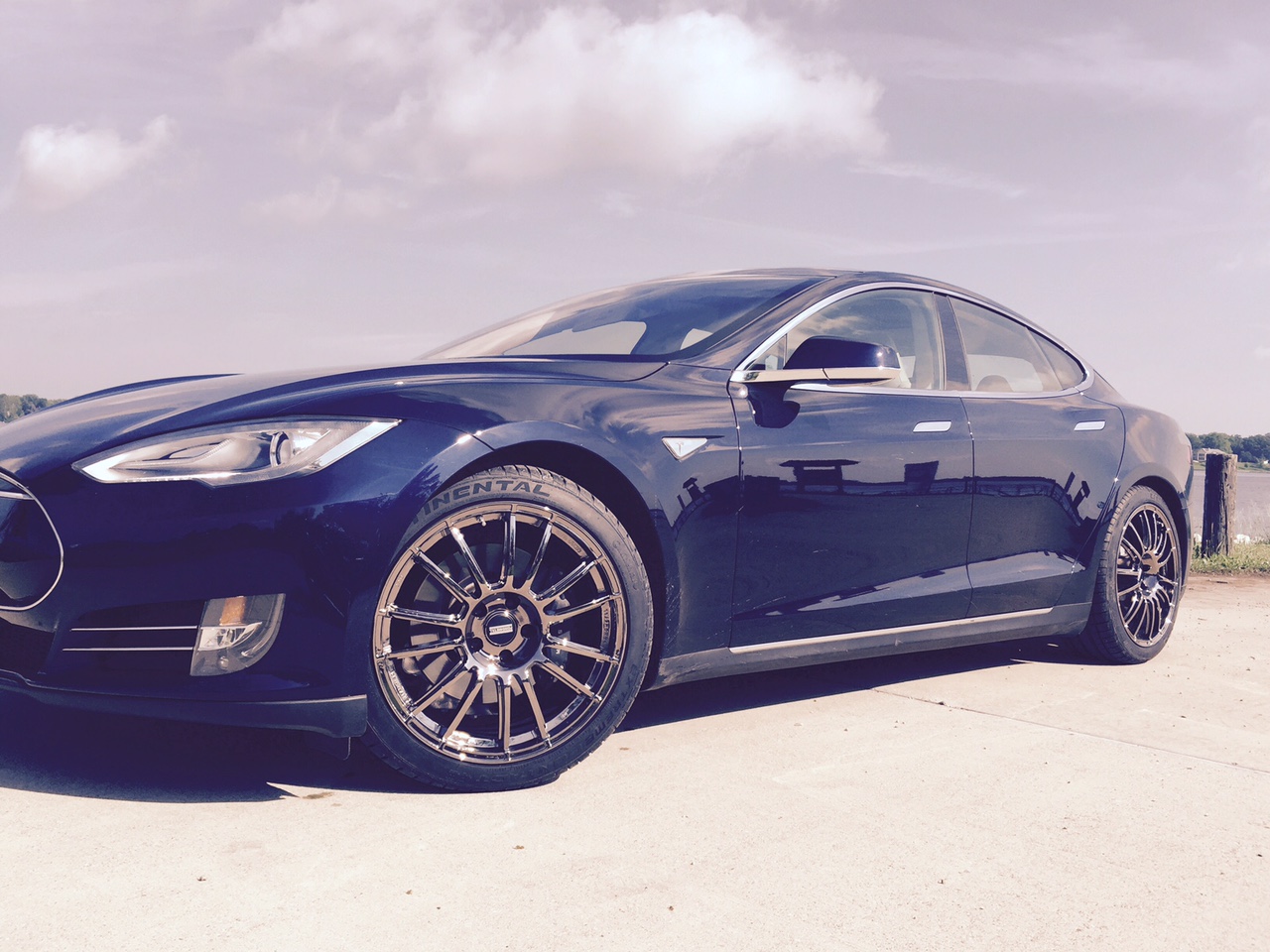 photo 1 Tesla Model S custom wheels Fondmetal 9RR 20x9.0, ET +30, tire size 245/40 R20. x ET 