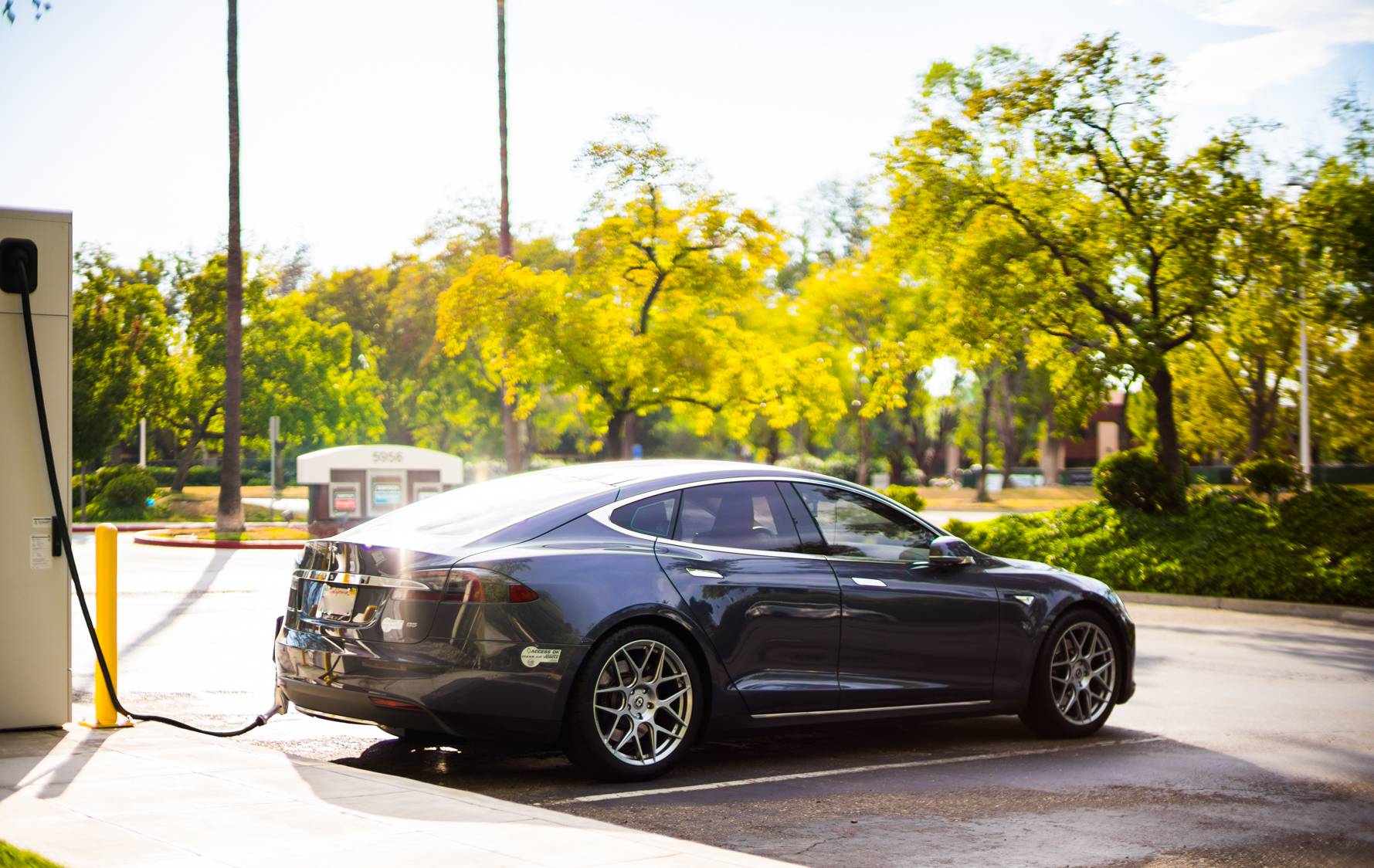photo 1 Tesla Model S custom wheels HRE  20x8.5, ET , tire size 255/40 R20. x ET 