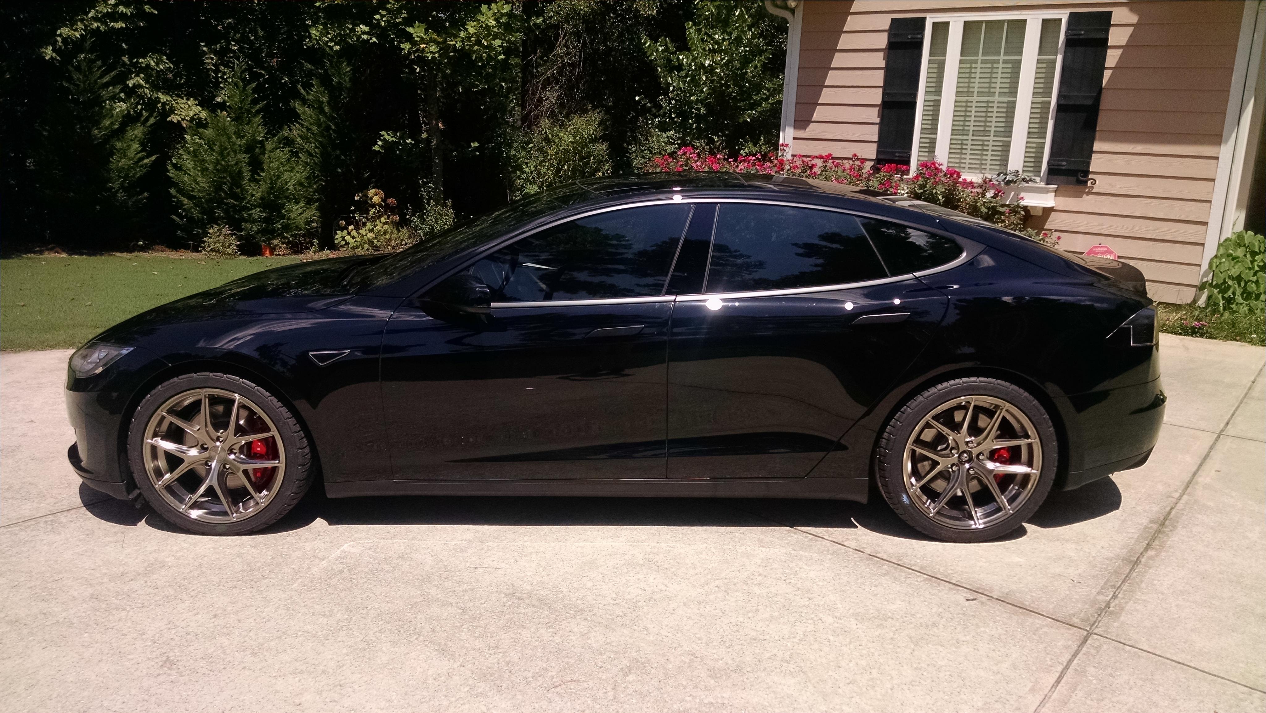 photo 3 Tesla Model S custom wheels AG M580 20x8.5, ET +30, tire size 240/45 R20. 20x10.0 ET+38 285/35 R20
