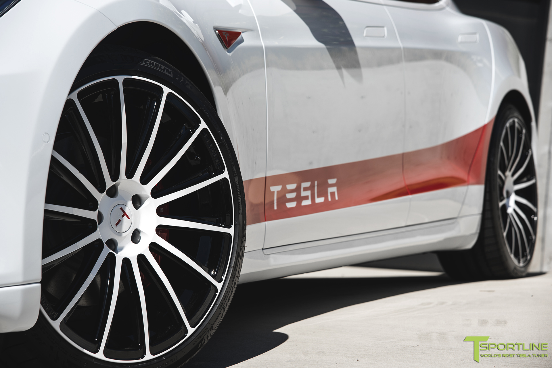 photo 1 Tesla Model S custom wheels TSportline 114 21x9.0, ET , tire size 245/35 R21. 21x9.5 ET 265/35 R21