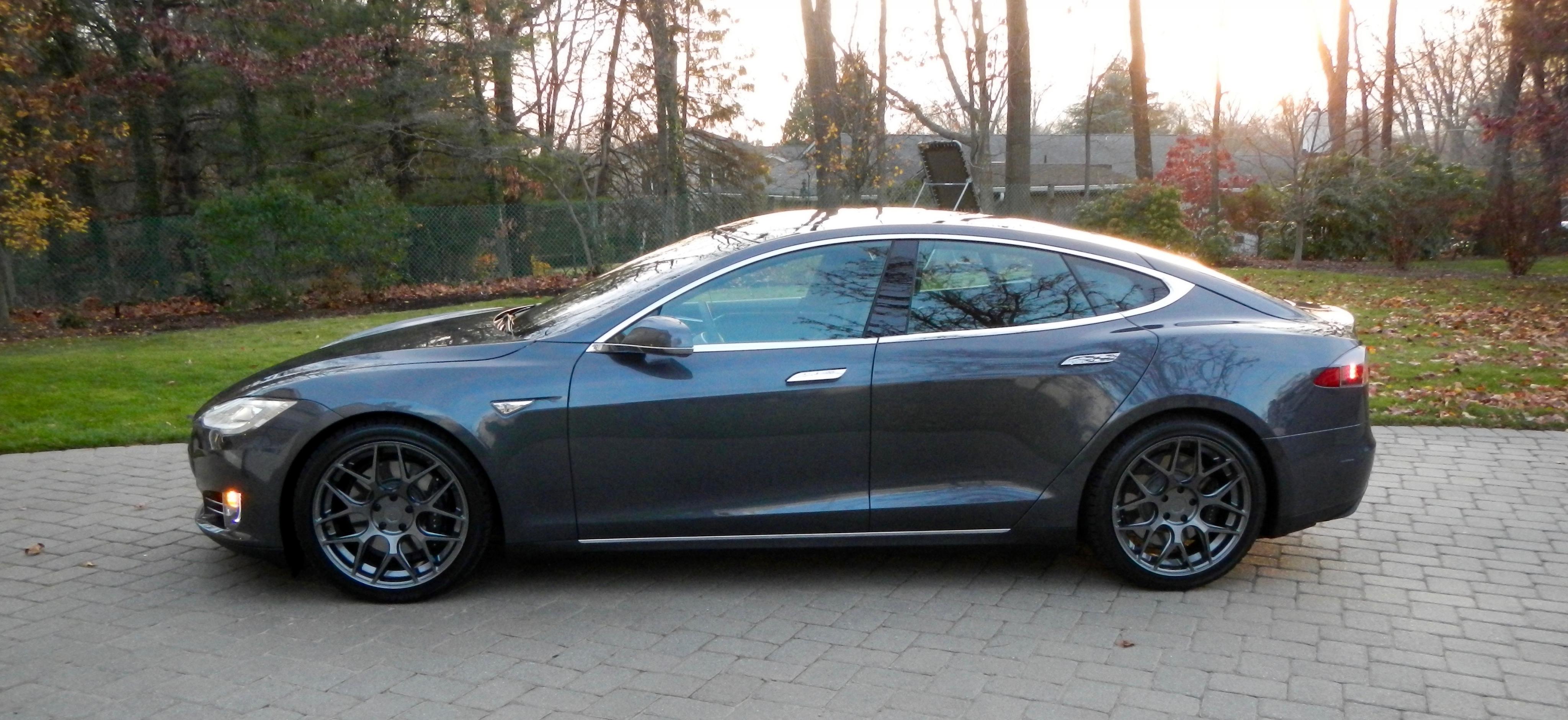 photo 4 Tesla Model S custom wheels AG M590 20x, ET , tire size X R20. x ET 