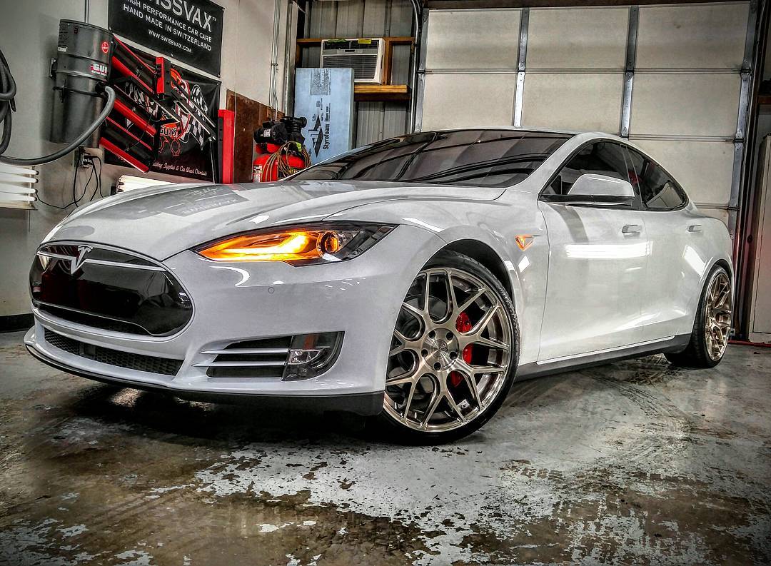 photo 1 Tesla Model S custom wheels AG M590 21x9.0, ET , tire size X R21. 21x10.5 ET 