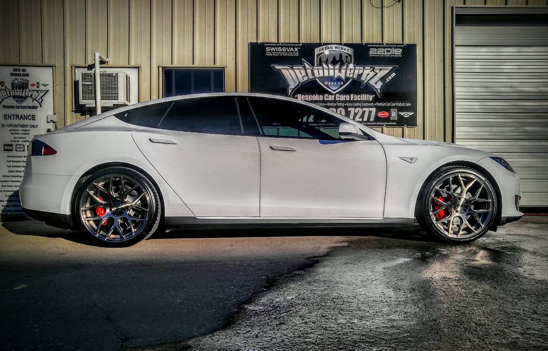 photo 3 Tesla Model S custom wheels AG M590 21x9.0, ET , tire size X R21. 21x10.5 ET 