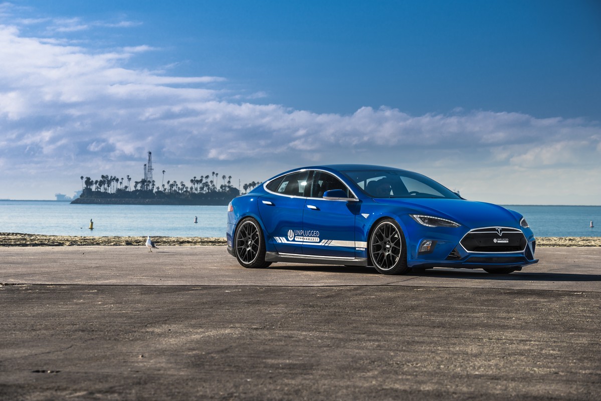 photo 4 Tesla Model S custom wheels BBS UP-01 21x, ET , tire size X R21. x ET 