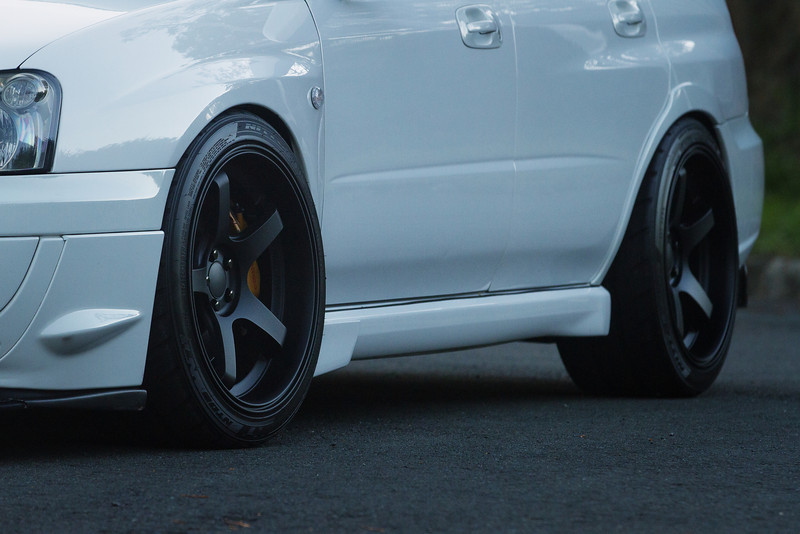 photo 4 Subaru Impreza custom wheels Rota RT5 18x10.0, ET +30, tire size 265/35 R18. x ET 