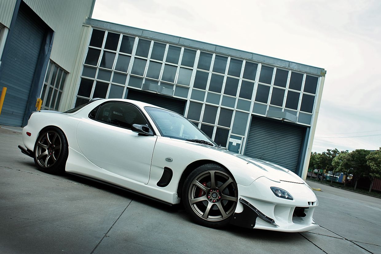 photo 6 Mazda RX-7 custom wheels Work  Emotion XT7 18x9.5, ET +20, tire size 235/40 R18. 18x9.5 ET+20 265/35 R18
