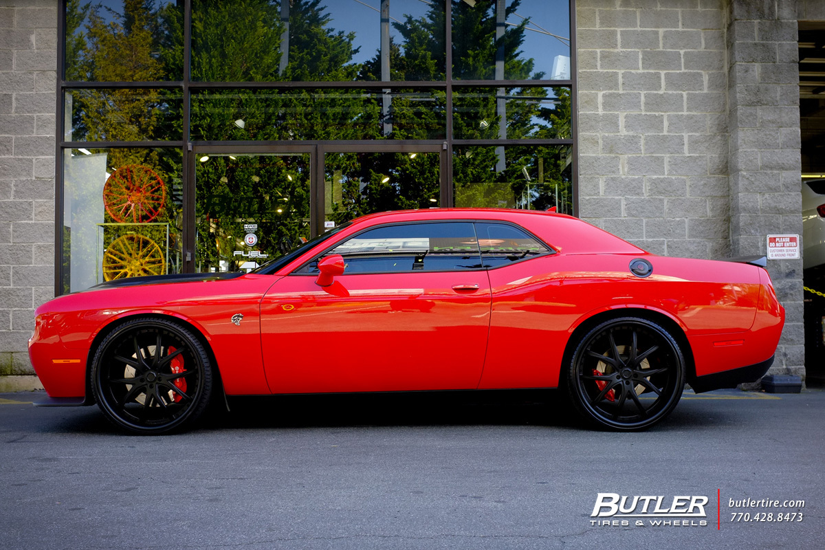 photo 3 Dodge Challenger custom wheels Lexani LF102 24x, ET , tire size X R24. x ET 