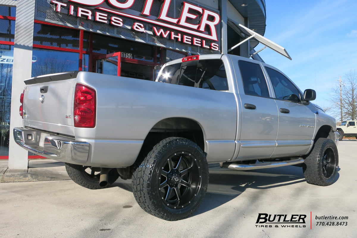 photo 3 Dodge Ram 3500 custom wheels Fuel Maverick 22x, ET , tire size X R22. x ET