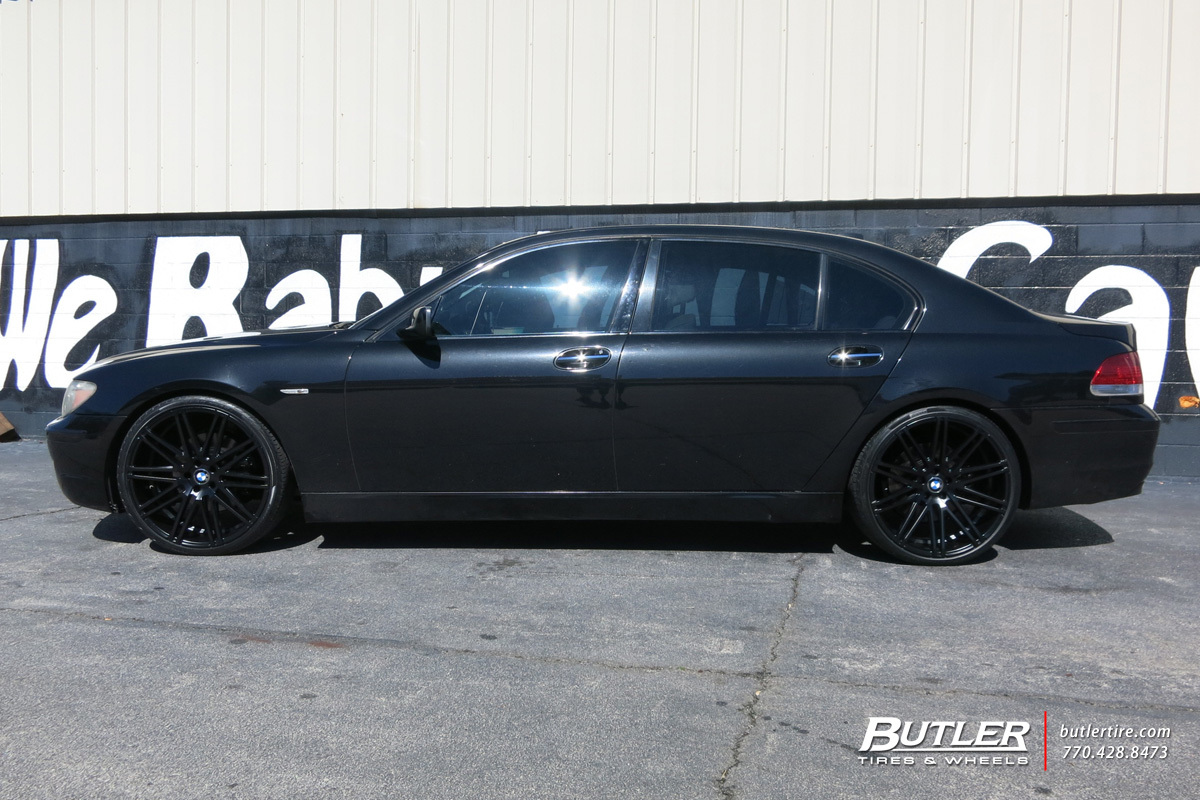 photo 2 BMW 740 custom wheels XO Milan 22x, ET , tire size X R22. x ET 