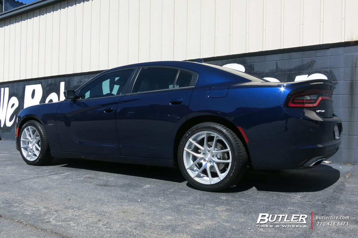 photo 4 Dodge Charger custom wheels Niche Targa 20x, ET , tire size X R20. x ET