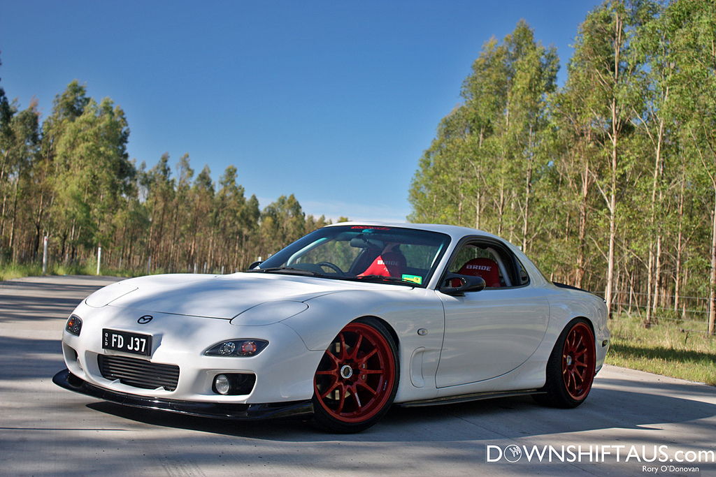 photo 2 Mazda RX-7 custom wheels VOLK RACING CE28N 18x9.5, ET +22, tire size 225/40 R18. 19x10.5 ET+12 245/35 R19