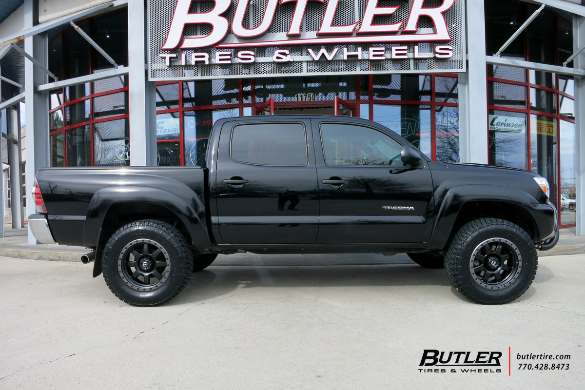 photo 2 Toyota Tacoma custom wheels Fuel Trophy 18x, ET , tire size X R18. x ET