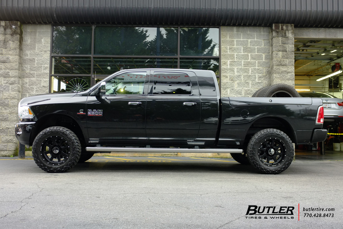 photo 3 RAM 3500 custom wheels Hostile Exile 20x, ET , tire size X R20. x ET 