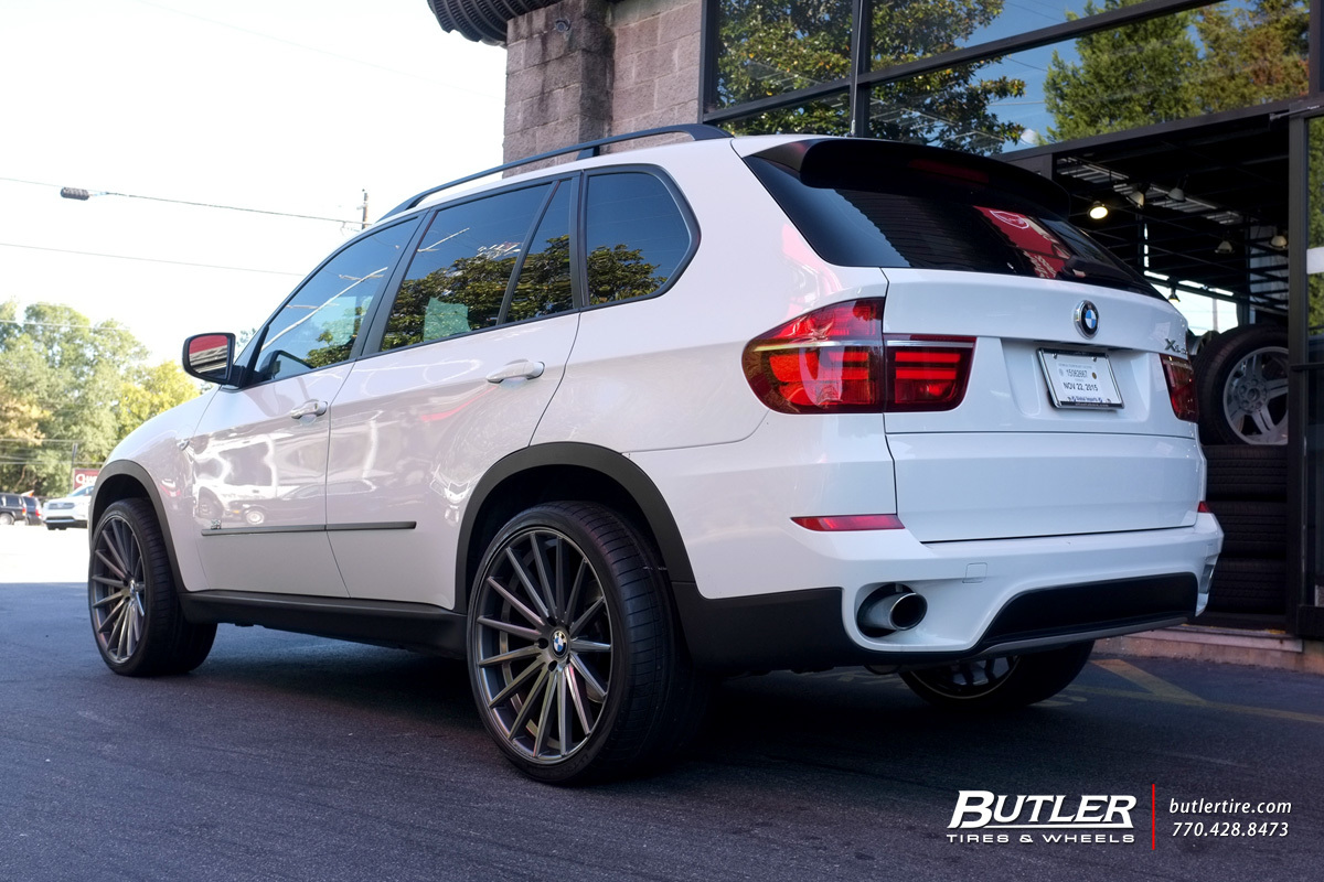 photo 2 BMW X5 custom wheels Vossen VFS2 22x, ET , tire size X R22. x ET 