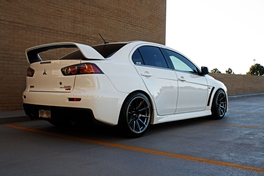 photo 1 Mitsubishi Lancer Evolution custom wheels XXR 18x, ET , tire size 265/35 R18. x ET