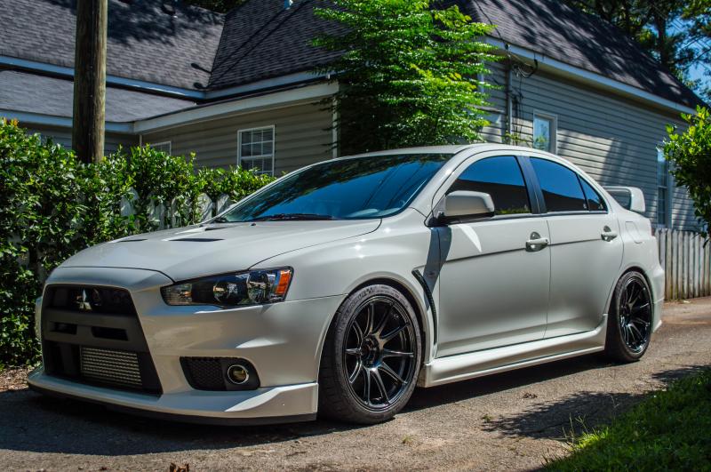 photo 1 Mitsubishi Lancer Evolution custom wheels XXR 18x9.75, ET +20, tire size 265/35 R18. x ET
