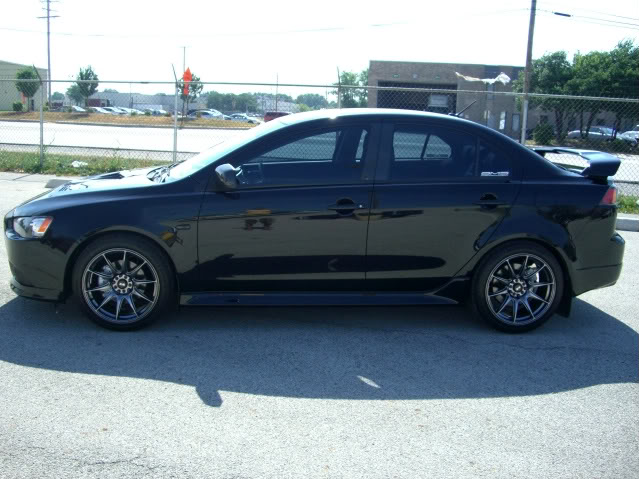 photo 2 Mitsubishi Lancer Evolution custom wheels XXR 527 18x8.75, ET +35, tire size 245/40 R18. x ET 