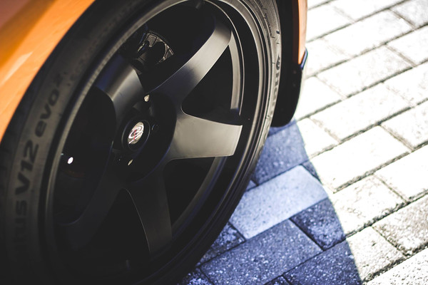 photo 1 Nissan 350Z custom wheels Rota P45R 18x9.5, ET +20, tire size 245/40 R18. x ET 275/40 R