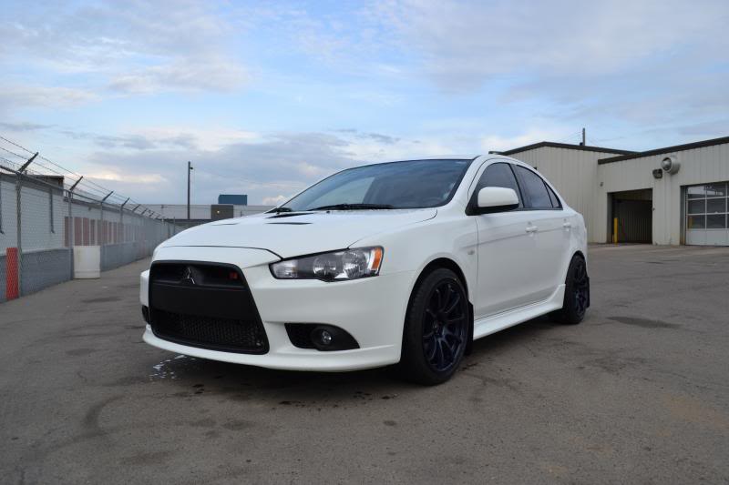 photo 3 Mitsubishi Lancer Evolution custom wheels Rota G-force 18x9.0, ET +30, tire size 235/40 R18. x ET 